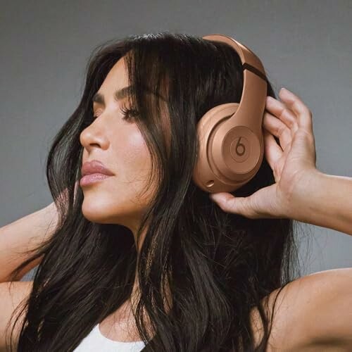 Beats Studio Pro x Kim Kardashian